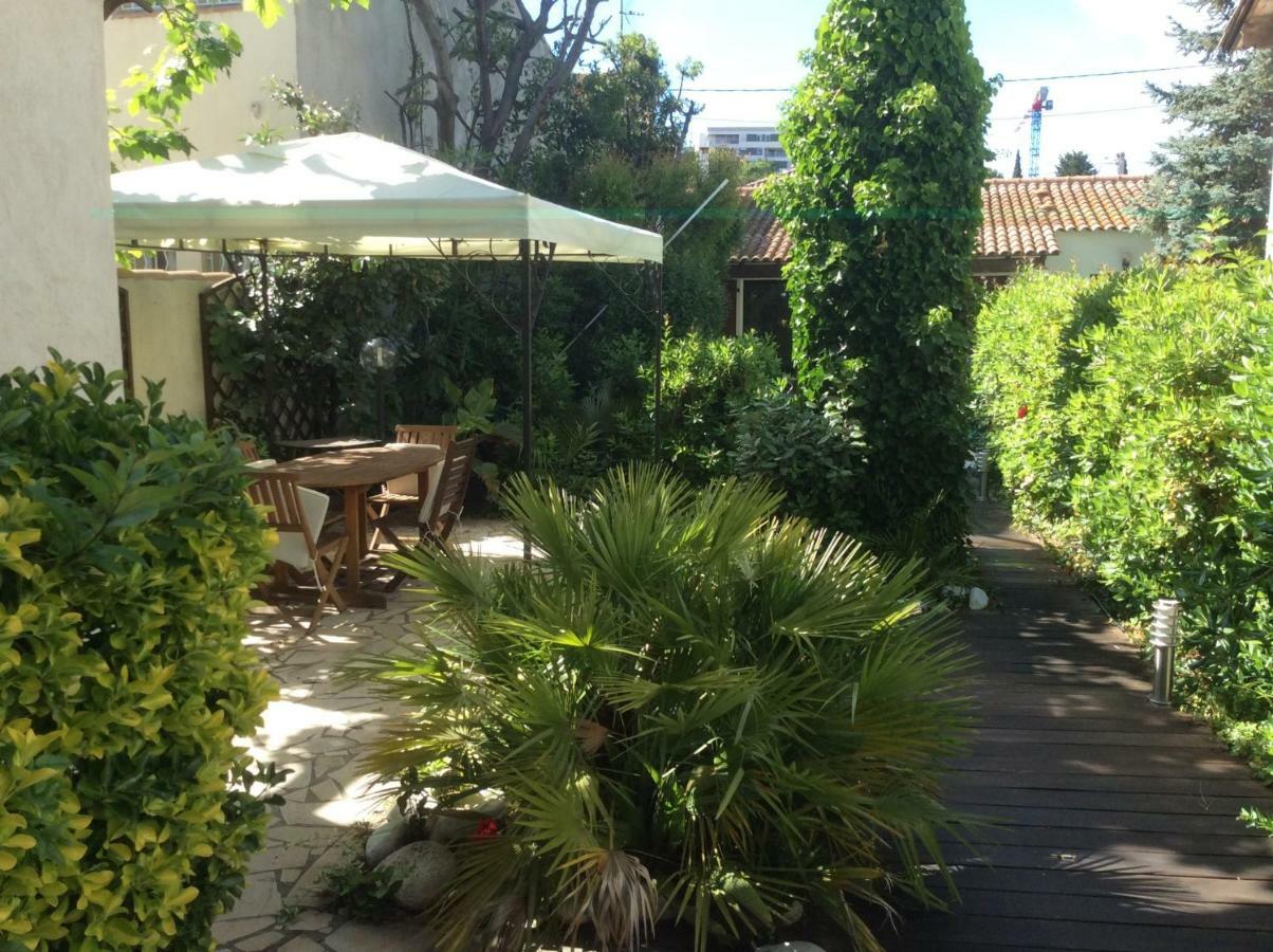 La Palmeraie Marseille Bagian luar foto