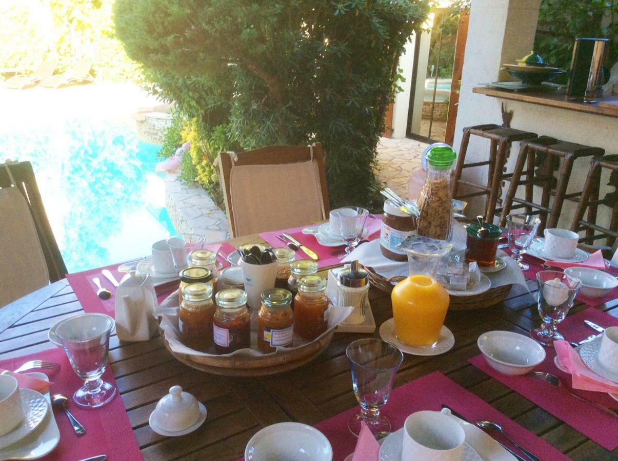 La Palmeraie Marseille Bagian luar foto